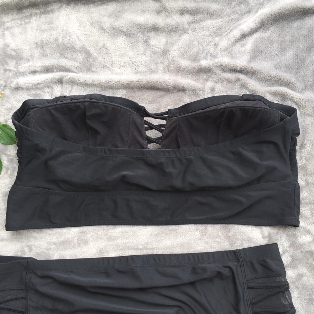 Black Lattice Front Wireless Bikini Set - Picture 5 of 8